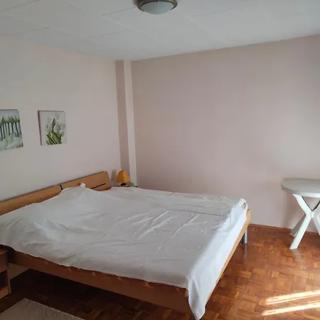 Stella Apartment *